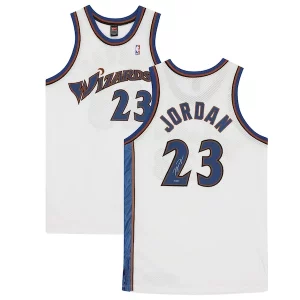 Bonito Michael Jordan Washington Wizards Authentic Autographed White Nike Jersey  para la gran final