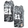 Duradero Encantador Tim Duncan San Antonio Spurs 1998/99 Hardwood Classics Lunar New Year Swingman Jersey Silver  para la gran final